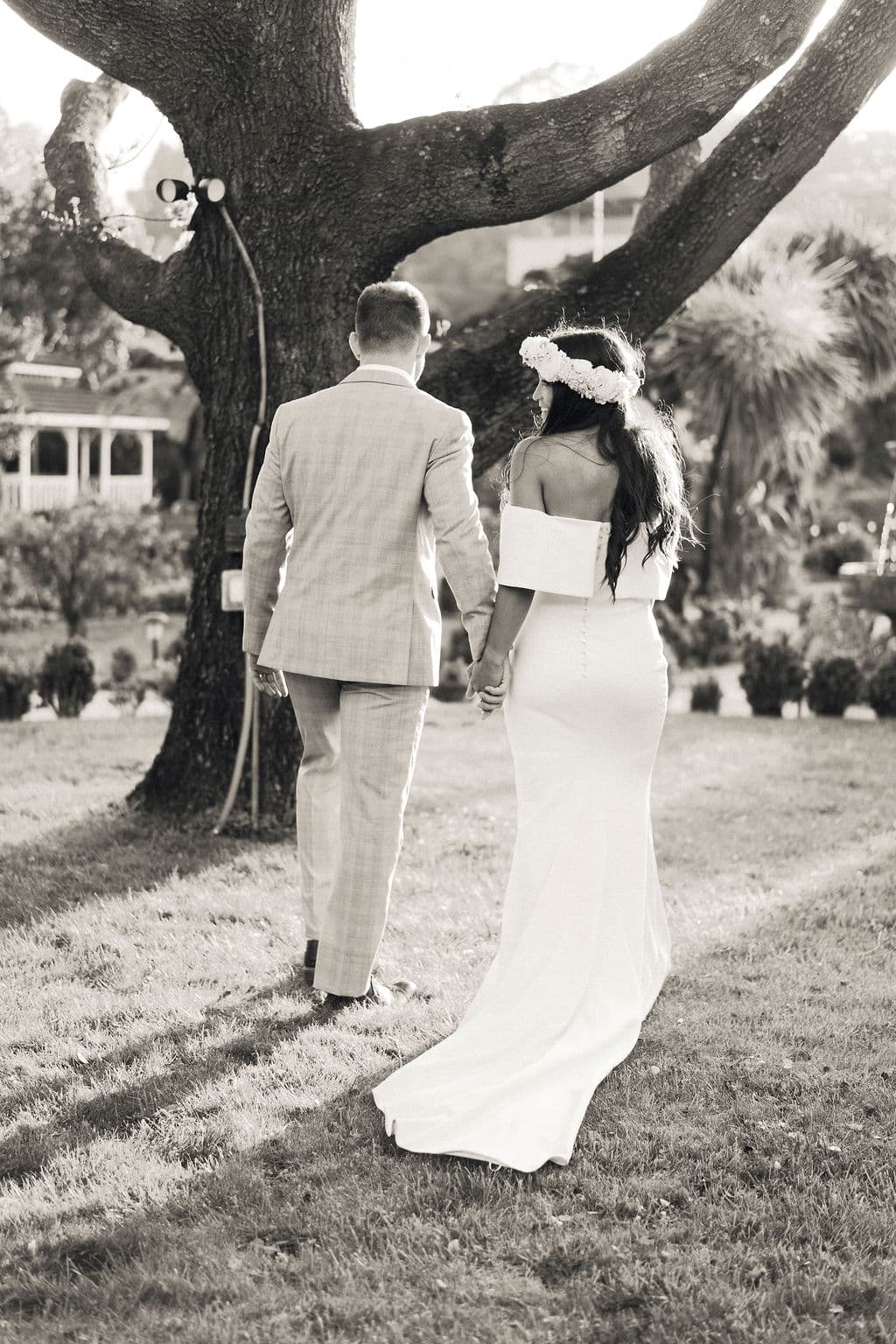 Bride and groom exchanging vows at a cinematic Dallas wedding ceremony captured by DnPixels